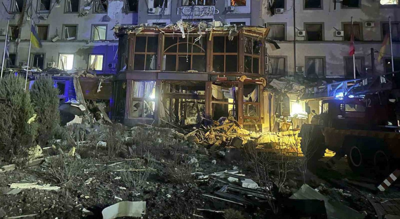 Rusyadan Ukraynaya füze ve İHA saldırısı: 4 ölü