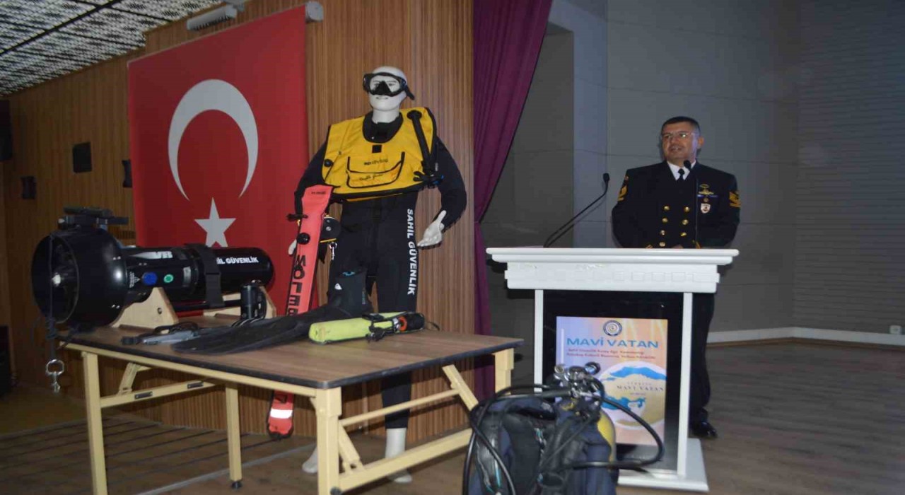 Sahil Güvenlik turizm lisesi öğrencilerine Mavi Vatanı anlattı