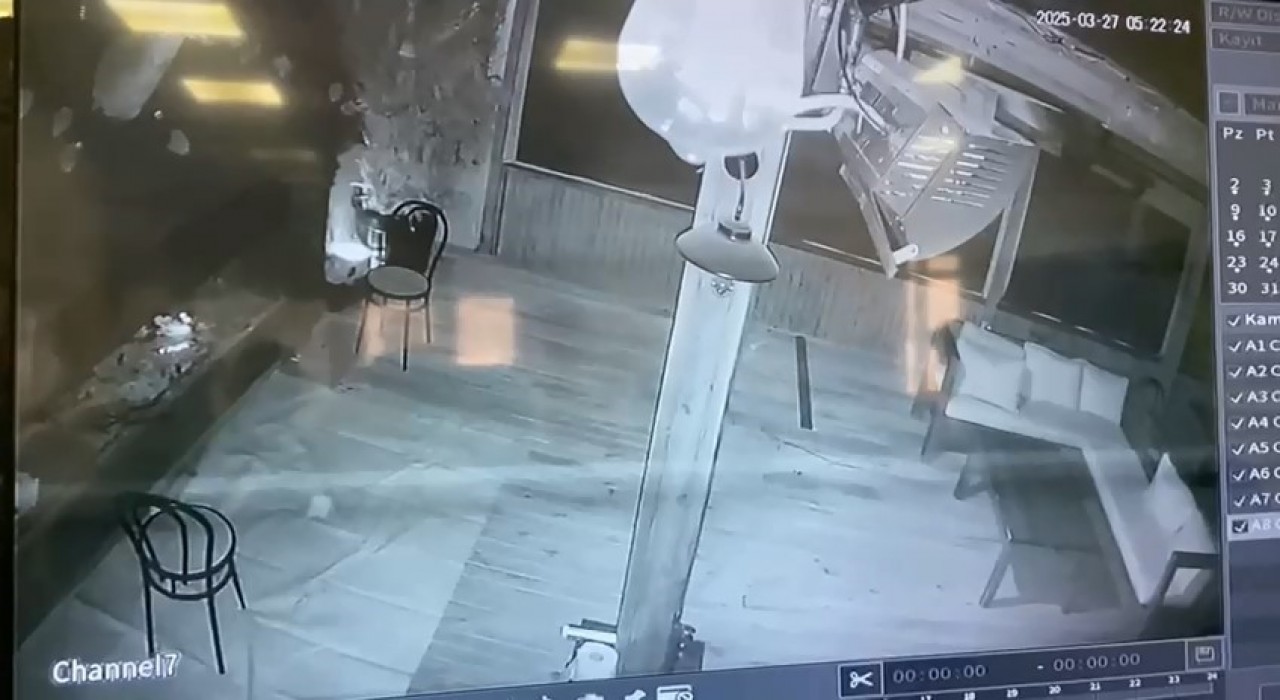 Sahurda yapılan mangalın ateşi oteli yakmış