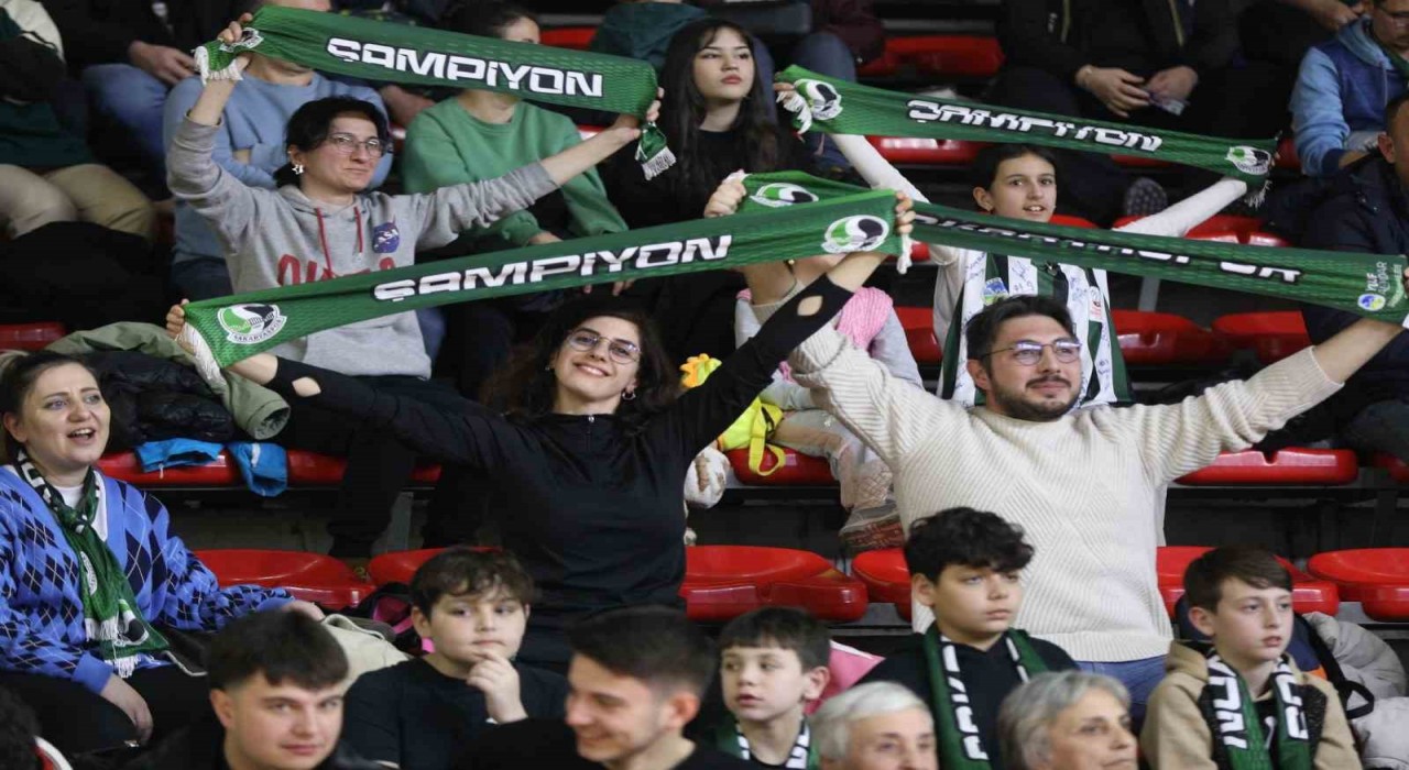 Sakarya Büyükşehir Basketbol tur için parkeye çıkıyor