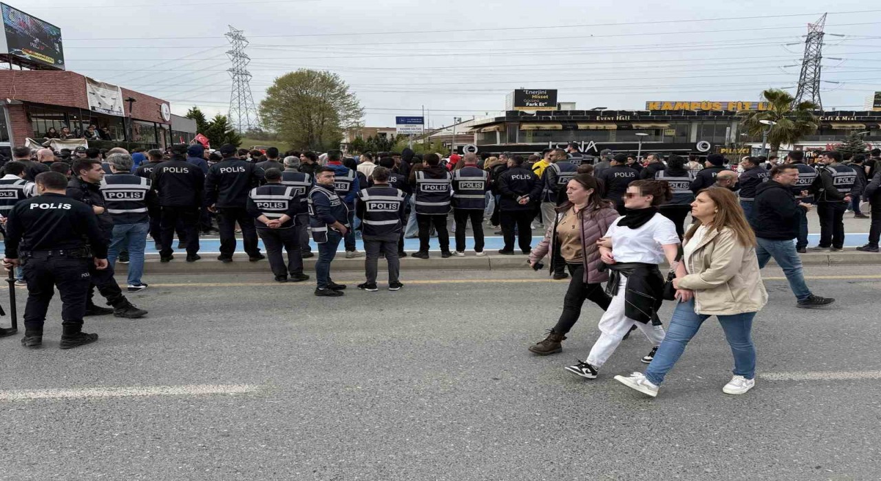 Sakaryada izinsiz gösteride gözaltına alınanlar serbest bırakıldı