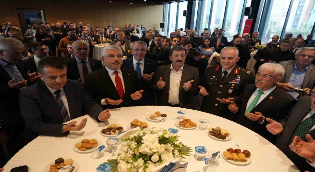 Samsun protokolü bayramlaştı