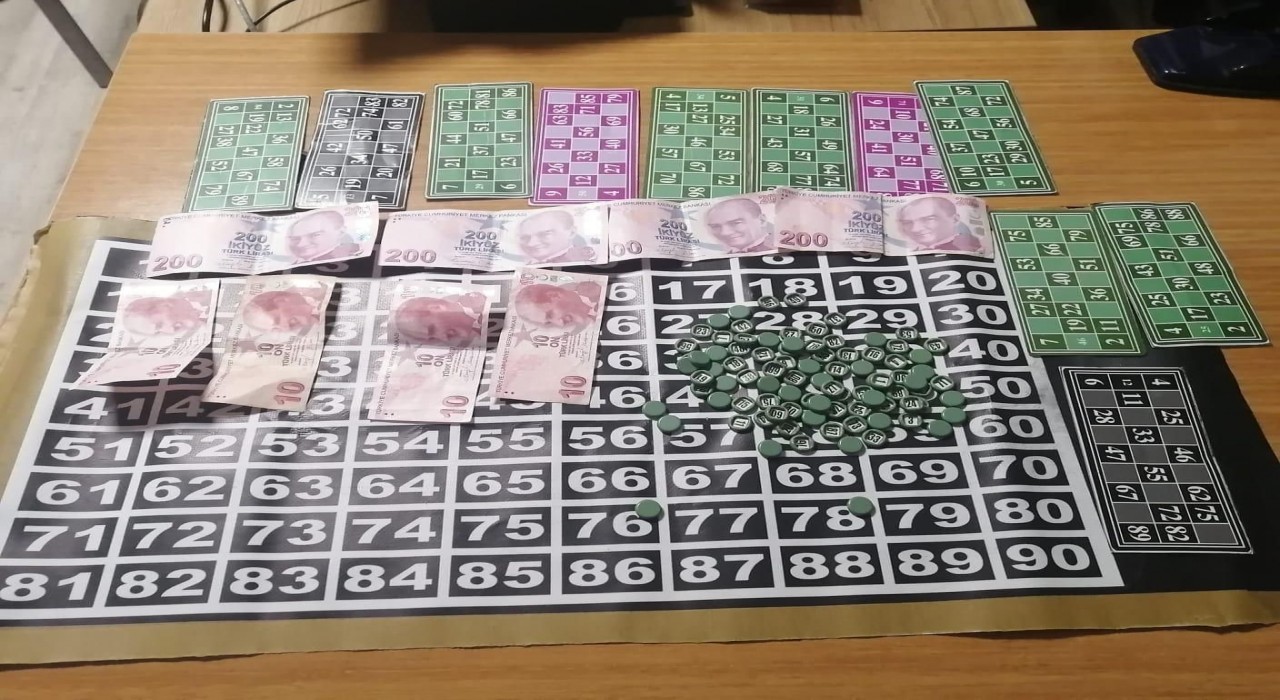 Samsunda derneğe kumar baskını: 38 kişiye toplam 351 bin 386 TL ceza