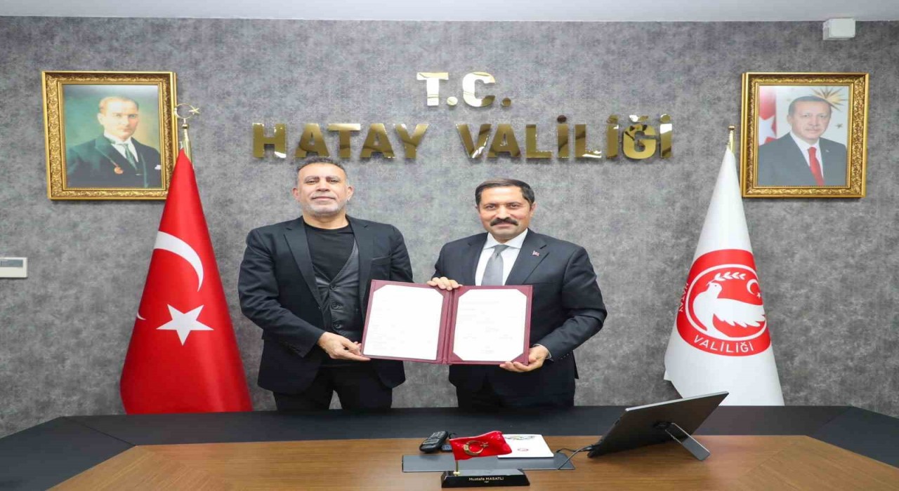 Sanatçı Haluk Levent, Gençlik Merkezi Yapım Protokolü imzaladı