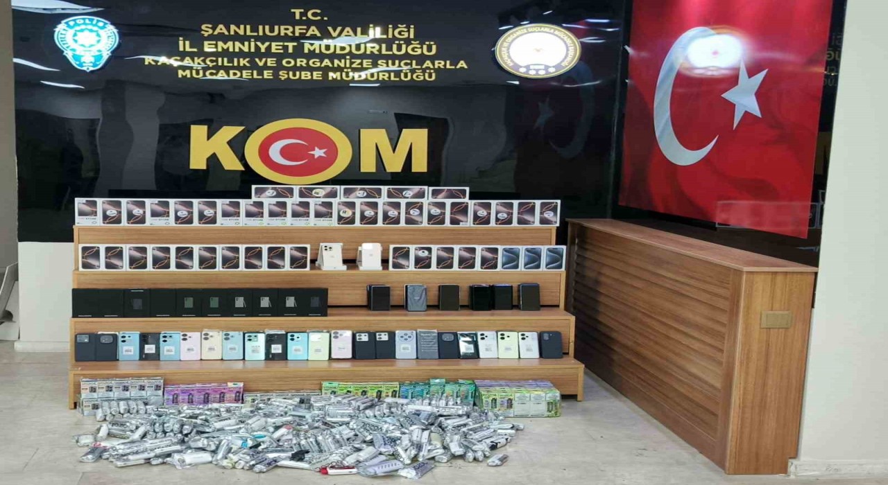 Şanlıurfada 7 milyon TL değerinde kaçak cep telefonu operasyonu: 2 gözaltı
