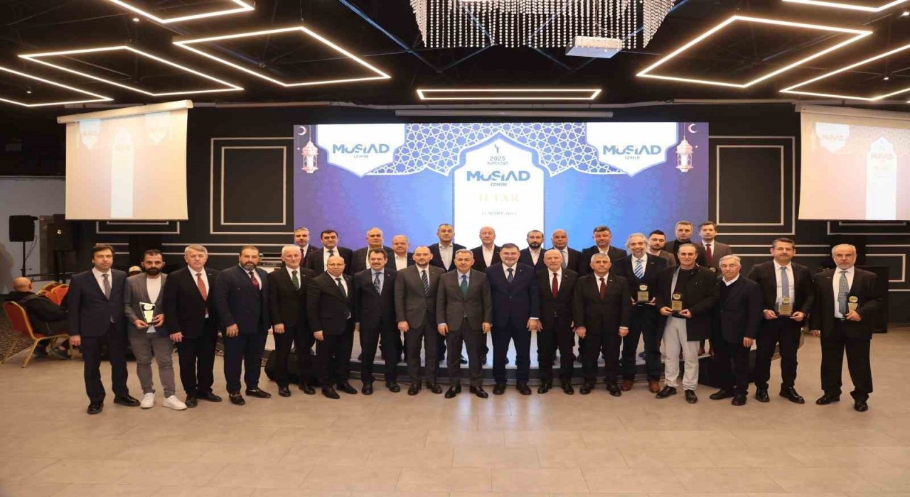 Şehit ve gazi aileleri ile kimsesiz çocuklar MÜSİADın iftar sofrasında buluştu