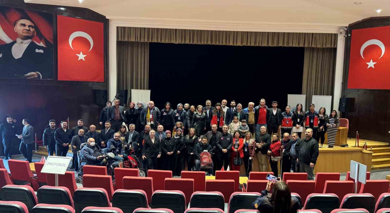 Sekmen: Deprem ve her türlü afet konusunda daha bilinçli olma zorunluluğumuz var