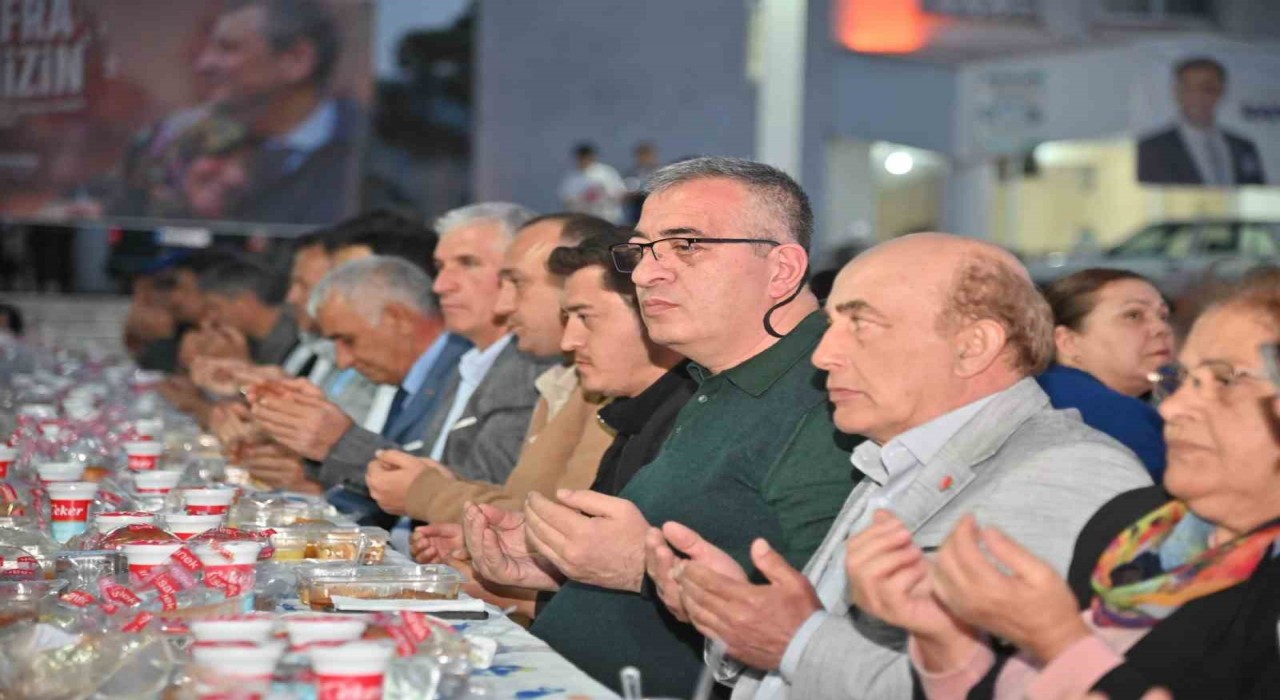 Selendide Ramazanın bereketi iftar sofrasında paylaşıldı