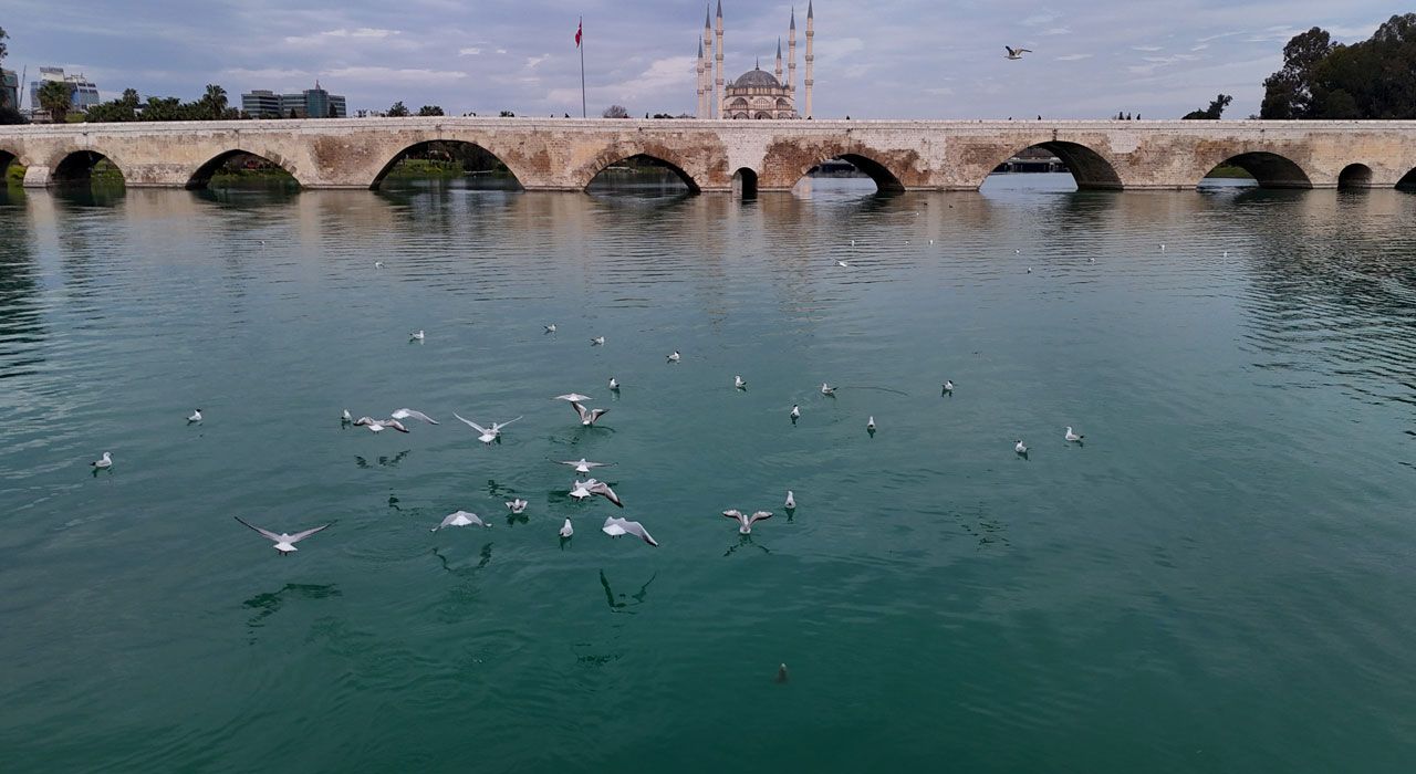 Seyhan Nehri Yeniden Canlandı: Adanalılar Kanoyla Gezintiye Çıktı