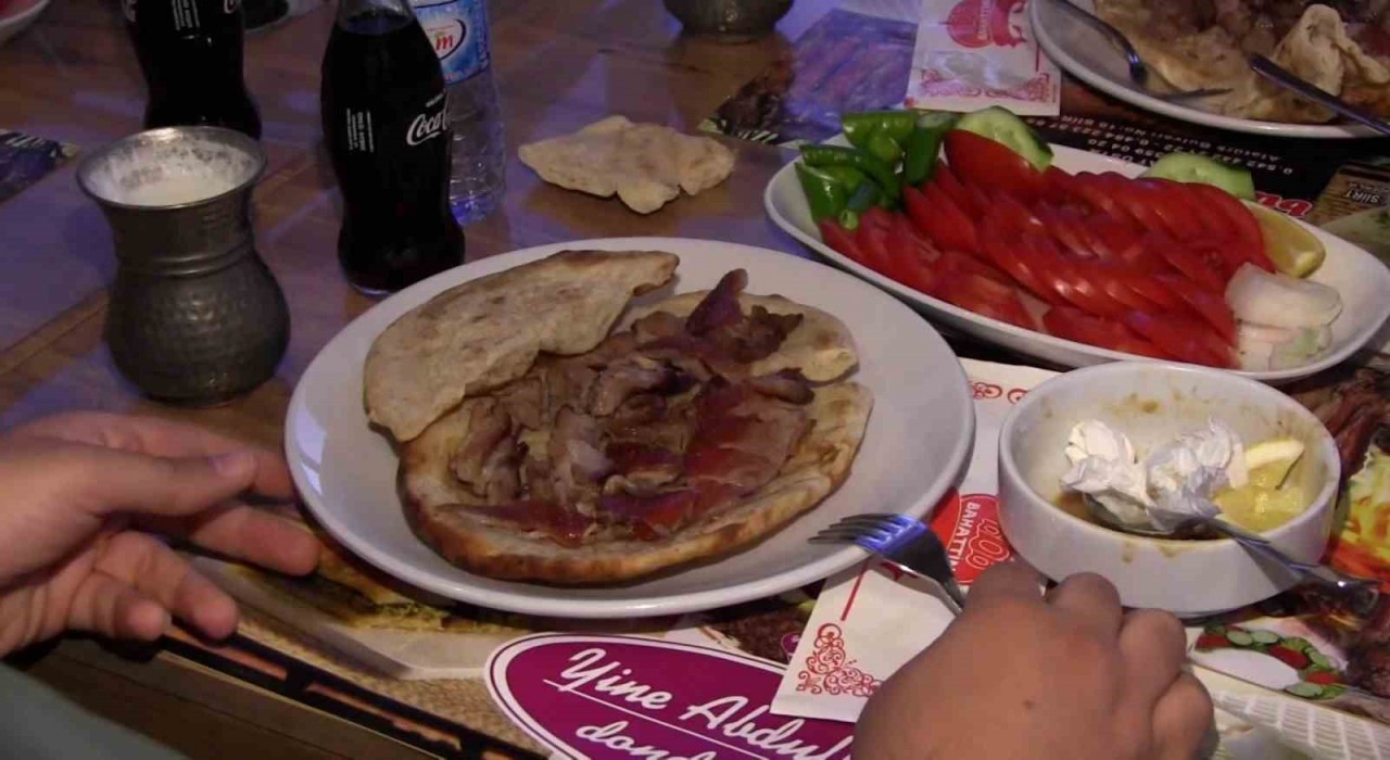 Siirt büryanına bayramda yoğun ilgi