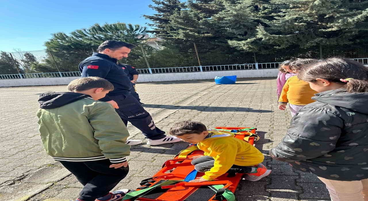 Sinopta öğrencilere acil sağlık eğitimi