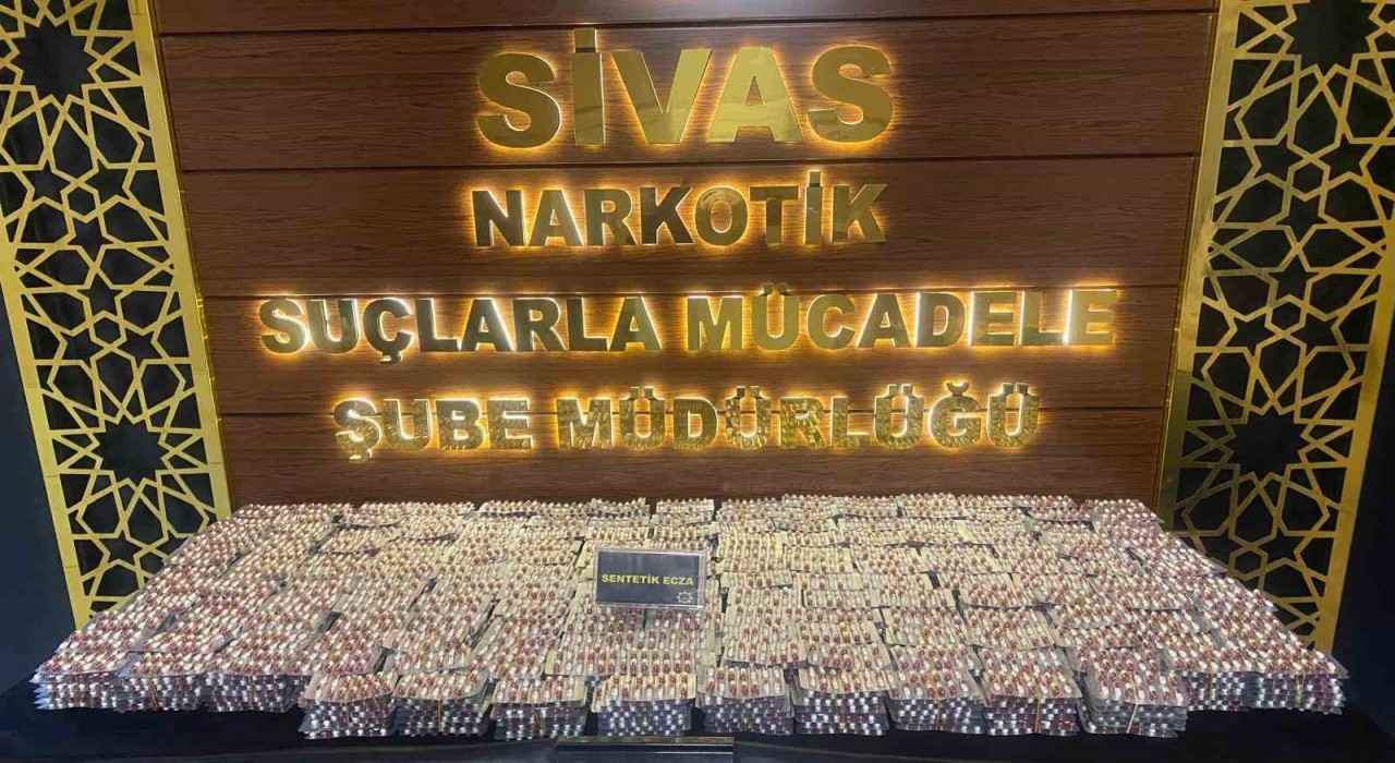 Sivasta 21 bin 27 adet sentetik ecza ele geçirildi