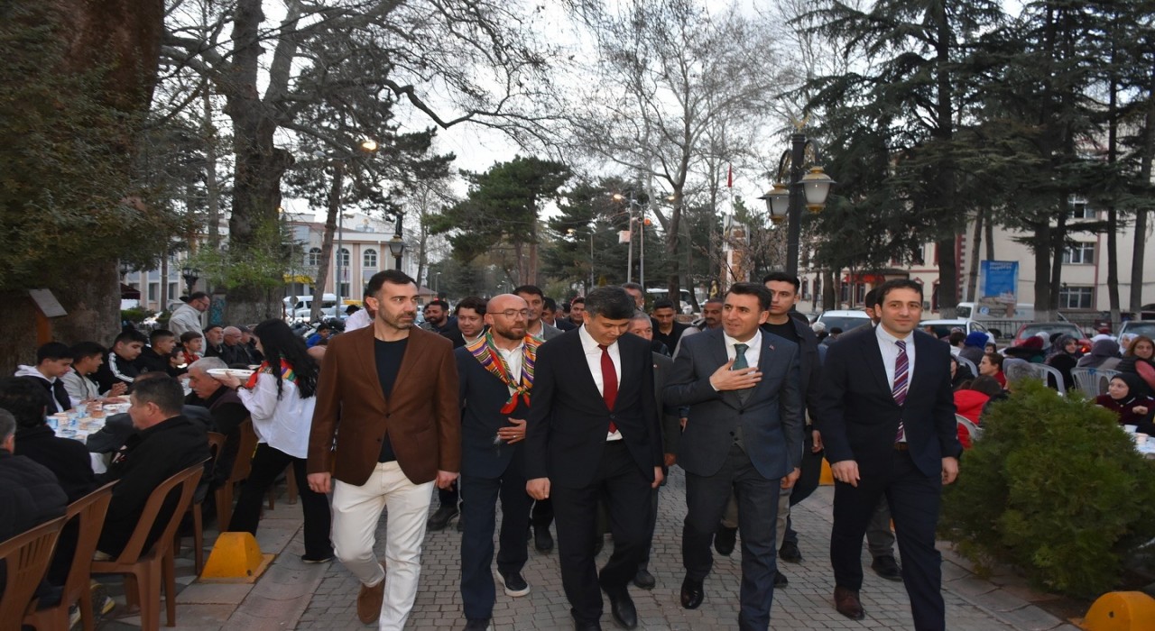 Söğütte geleneksel iftar programı coşkuyla gerçekleştirildi