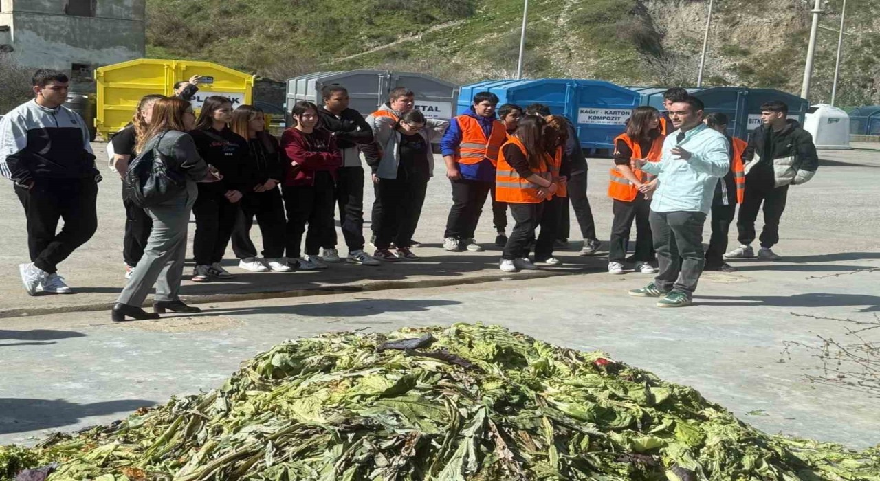 Sökede gençler geri dönüşüm bilinci kazanıyor