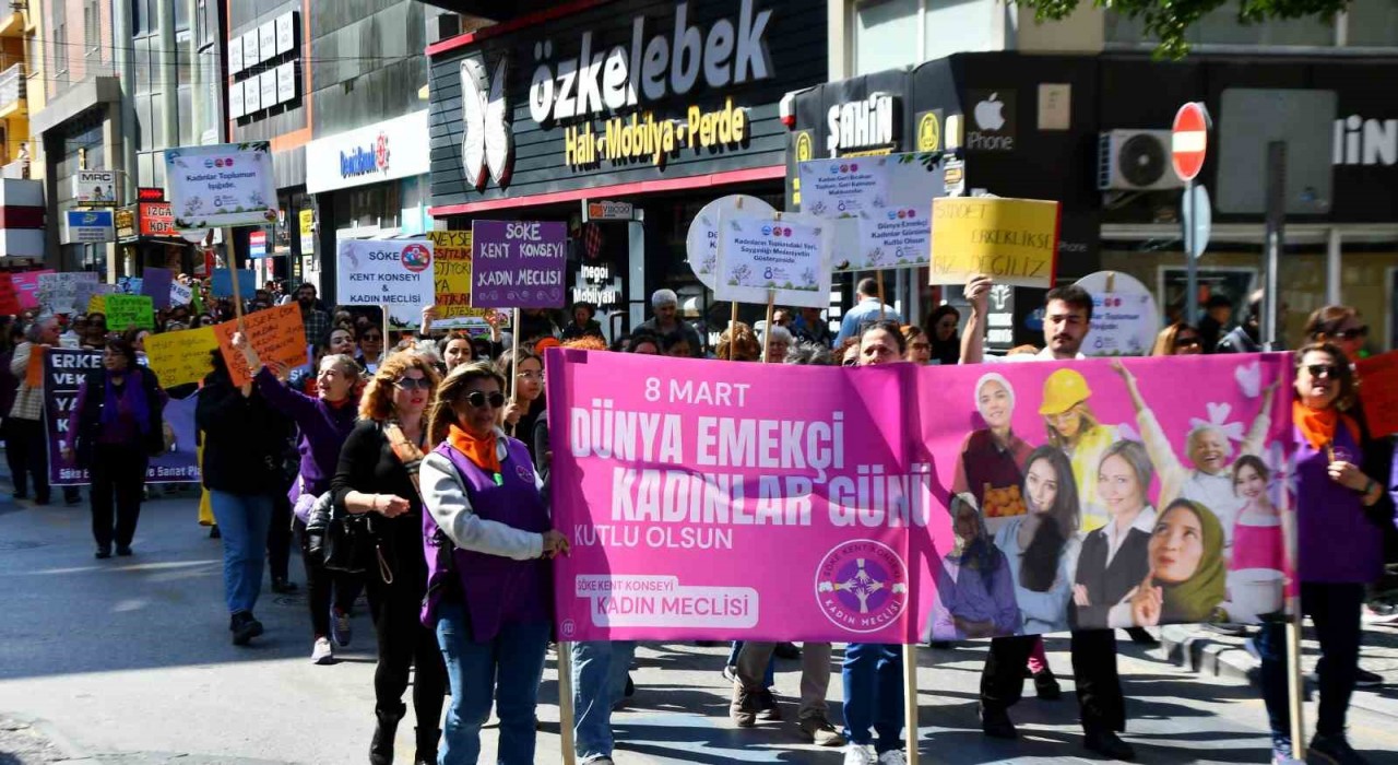 Sökede kadınlar, hakları ve mücadeleleri için yürüdü