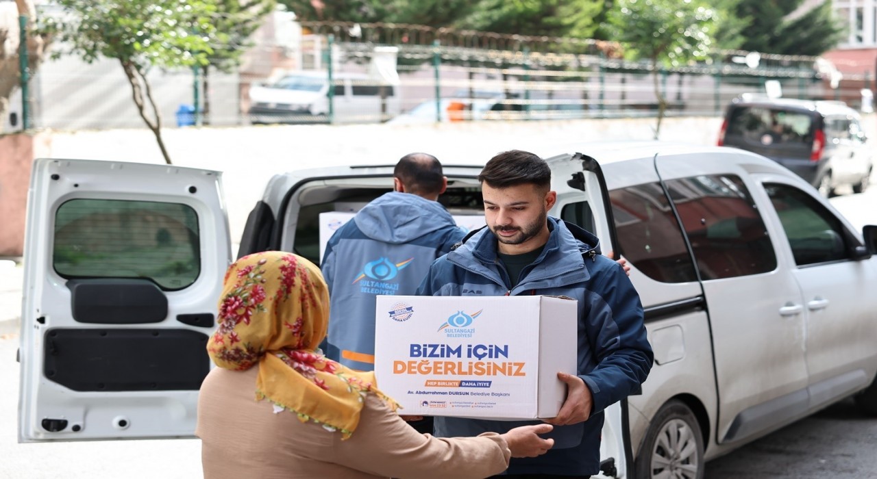 Sultangazi Belediyesi Ramazanda ihtiyaç sahiplerinin yanında