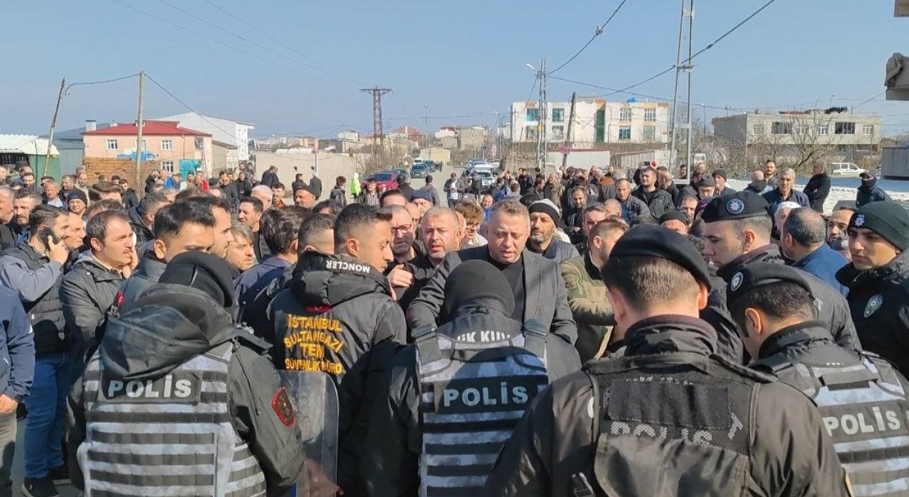Sultangazide mahalle sakinlerinden İBBye mezarlık tepkisi