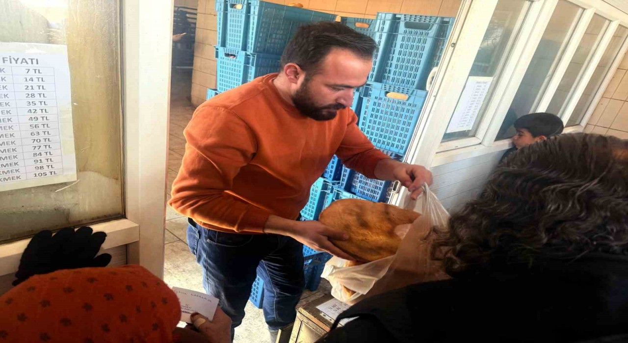 Taşlıçay Belediyesinden ücretsiz halk ekmeği