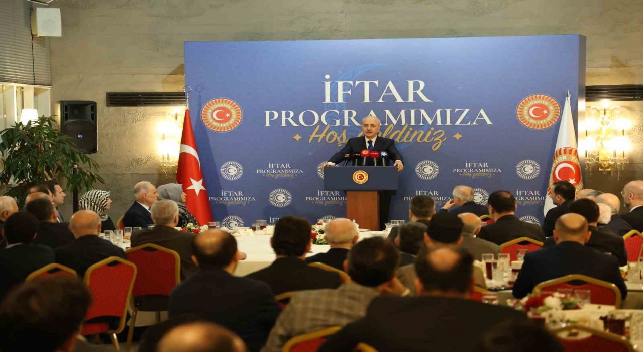 TBMM Başkanı Kurtulmuş: Terör örgütünün tarihin çöp tenekesine atıldığı bir dönemi yaşayacağız