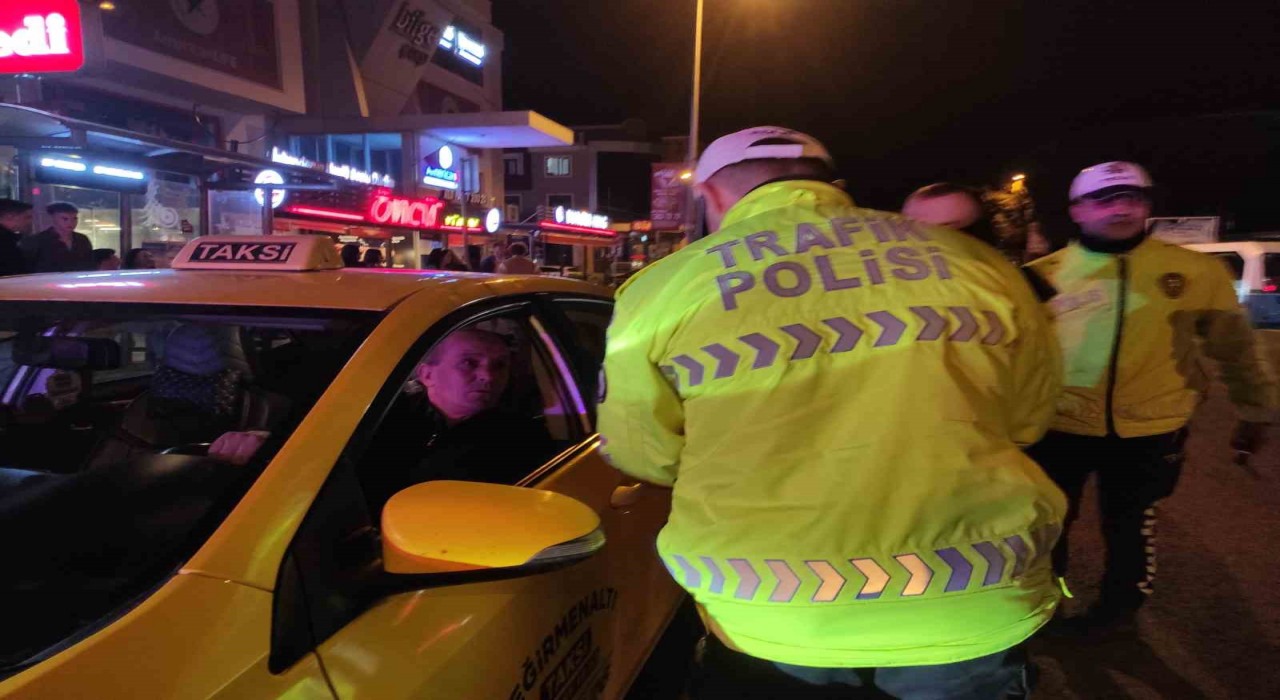 Tekirdağda bayram trafiği denetimi: 6 araç trafikten men edildi