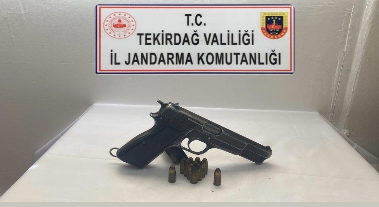 Tekirdağda jandarmadan ruhsatsız silah operasyonu