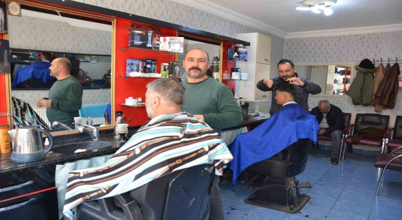Tercanda berberlerde bayram yoğunluğu