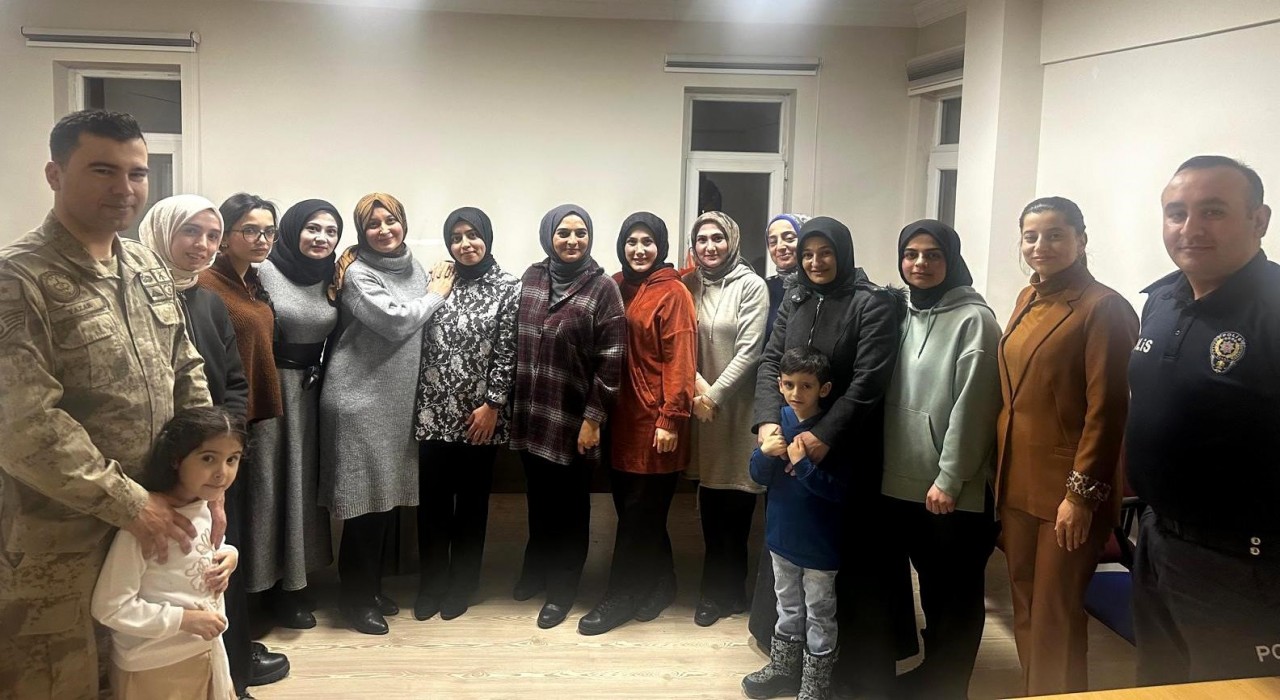 Tercanda işaret dili kursunu bitirip belgelerini aldılar