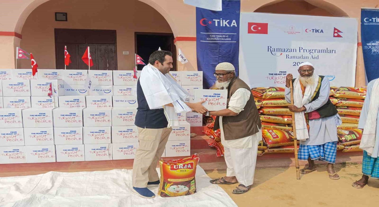 TİKAdan Nepalde 500 aileye gıda desteği