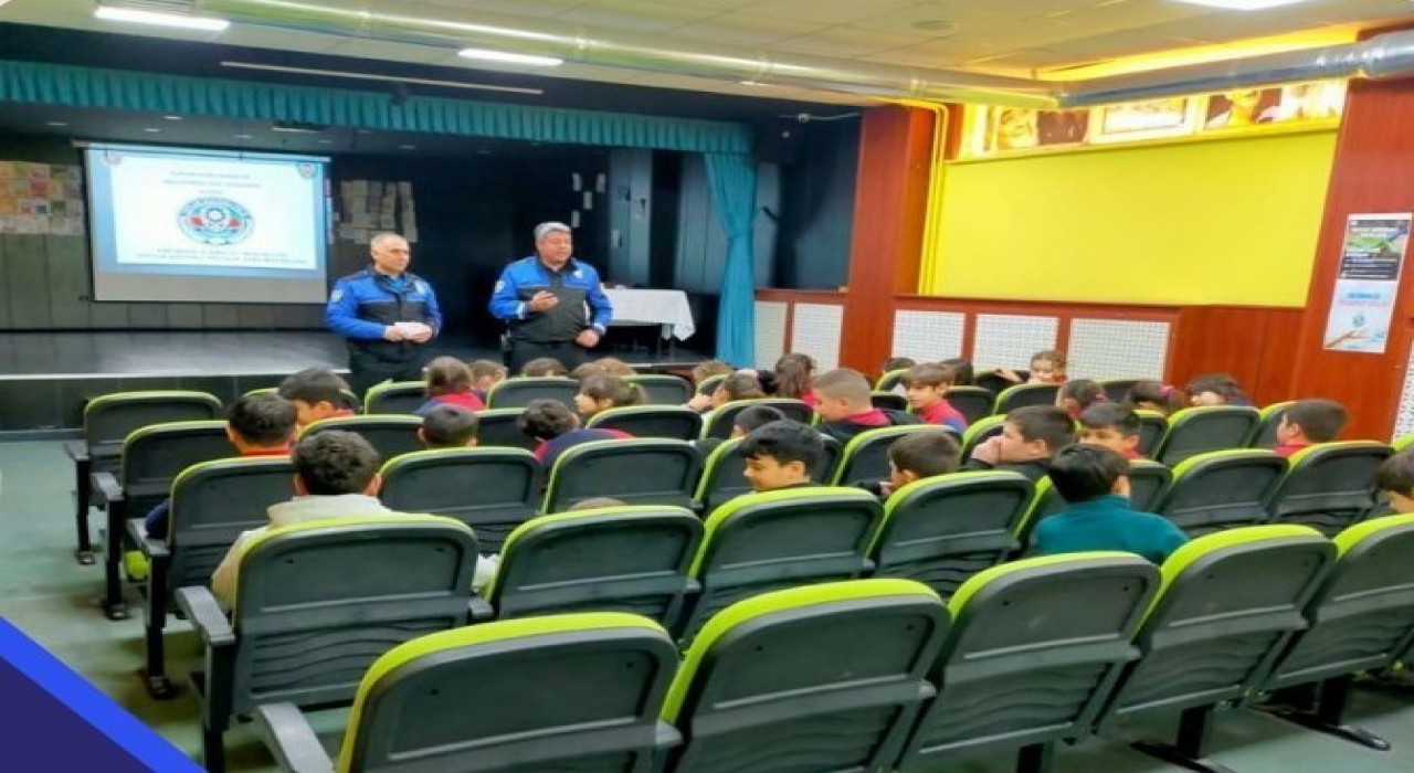 Toplum Destekli Polislik Şube Müdürlüğünden okullarda eğitim faaliyetleri