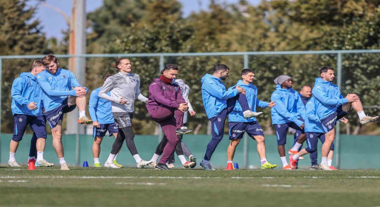 Trabzonspor Konyaya 5 eksikle gitti