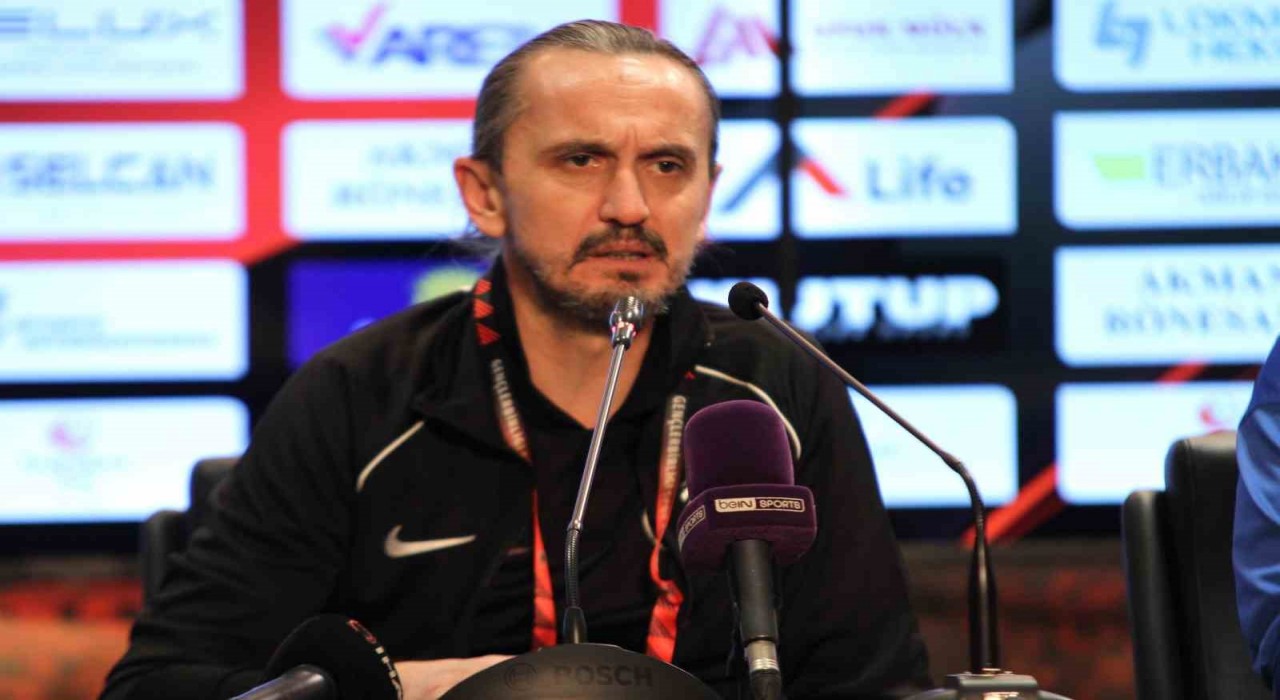 Tuncay Şanlı: Hem moral açısından hem psikolojik açıdan değerli bir galibiyet oldu