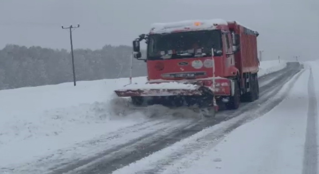 Tuncelide 131 köy yolu ulaşıma kapandı