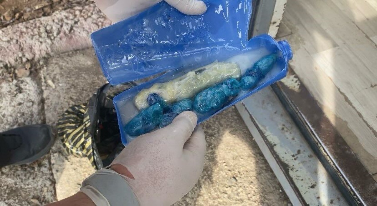 Tuncelide şampuan şişesine gizlenmiş uyuşturucu ele geçirildi