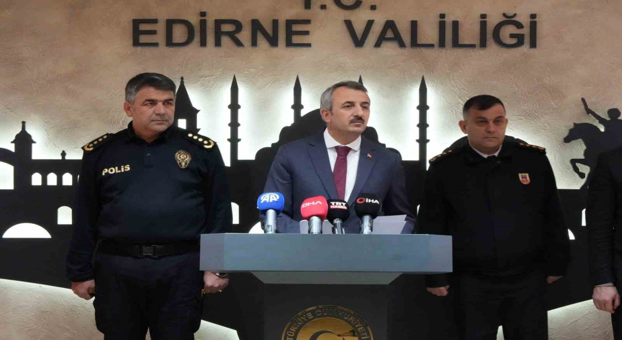 Türkiye Yunanistan sınırına duvar örüyor