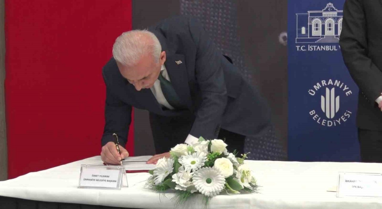Türkiyenin ilk Finans Lisesi için imzalar atıldı