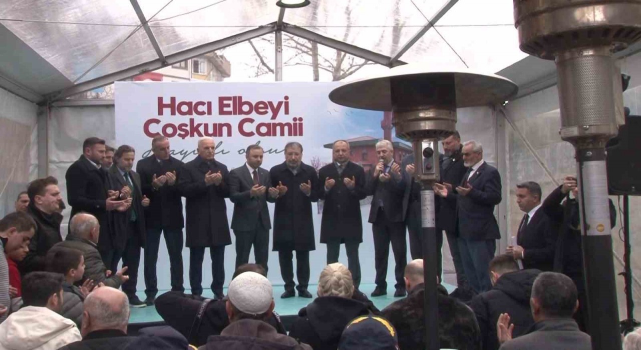 Ümraniyede Hacı Elbeyi Coşkun Camii ibadete açıldı
