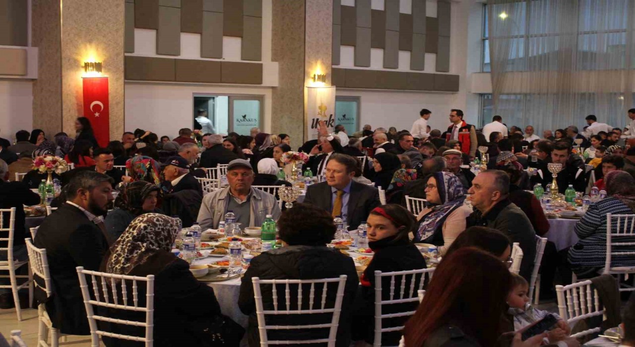 Vali Aktaş şehit aileleri ve gazilerle iftar programında buluştu
