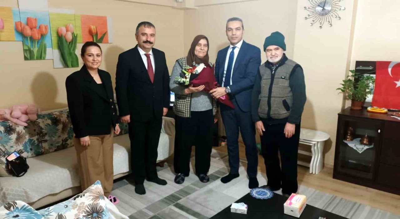 Vali Yardımcısı Çiçekten ve Müdür Bayraktan ‘Aile Yılı etkinlikleri kapsamında ziyaret