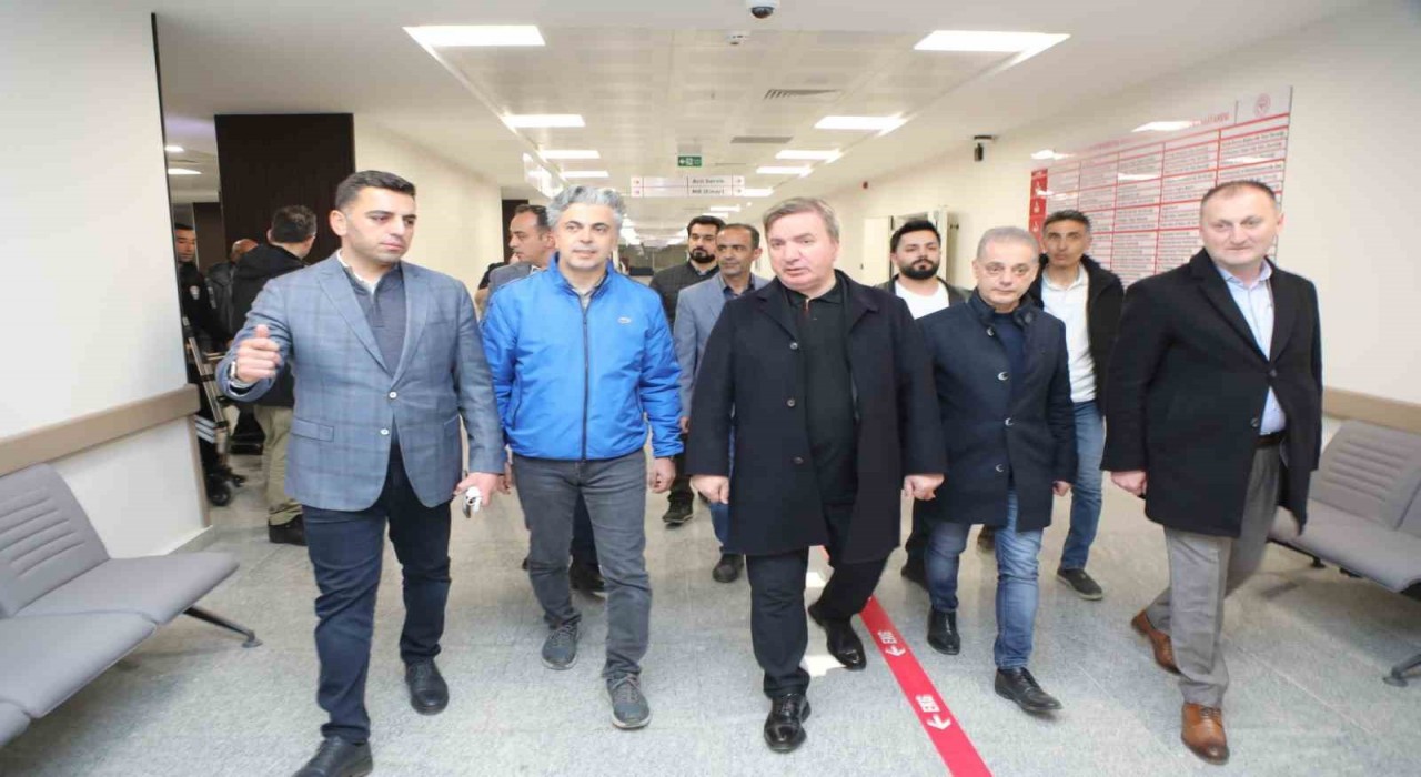 Vali yeni hastanede incelemelerde bulundu