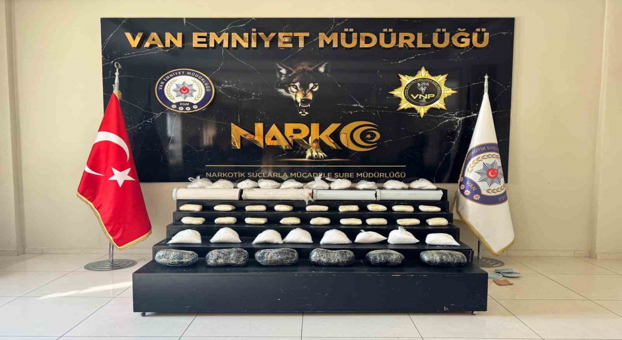 Vanda 49 kilo metamfetamin ele geçirildi