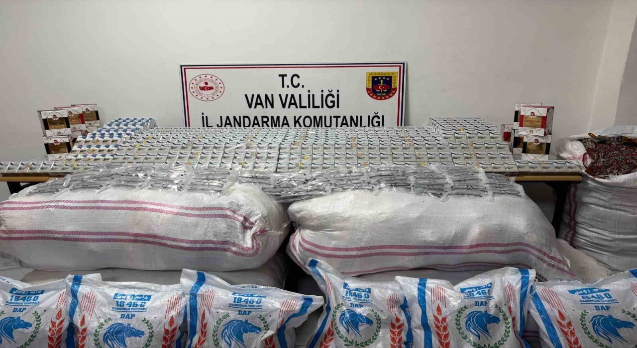 Vanda gümrük kaçağı malzemeler ele geçirildi