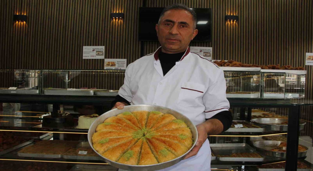 Vanda tatlıcıların bayram telaşı başladı