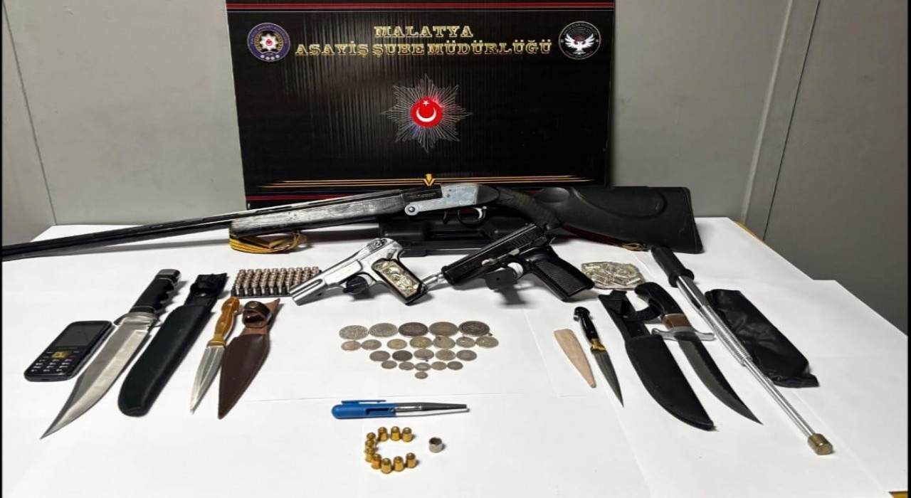 Yakalanan cinayet zanlısının ikametinden cephanelik çıktı