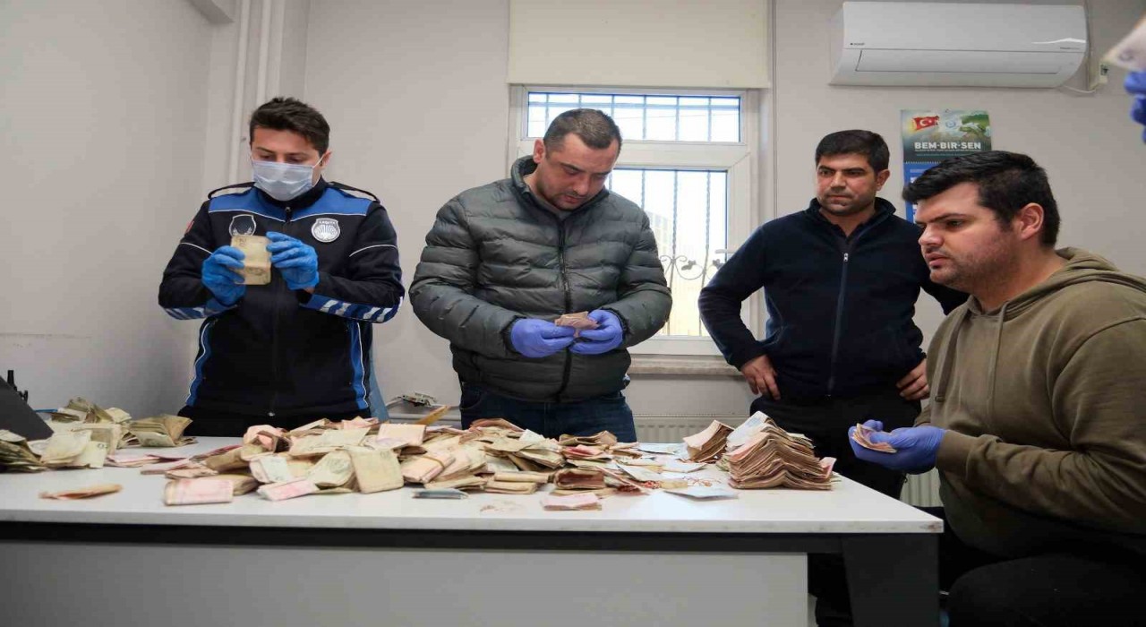 Yalovada dilencinin üzerinden 164 bin lira çıktı