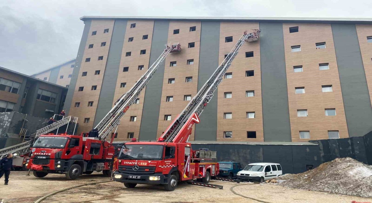 Yanan otelden ilk açıklama geldi