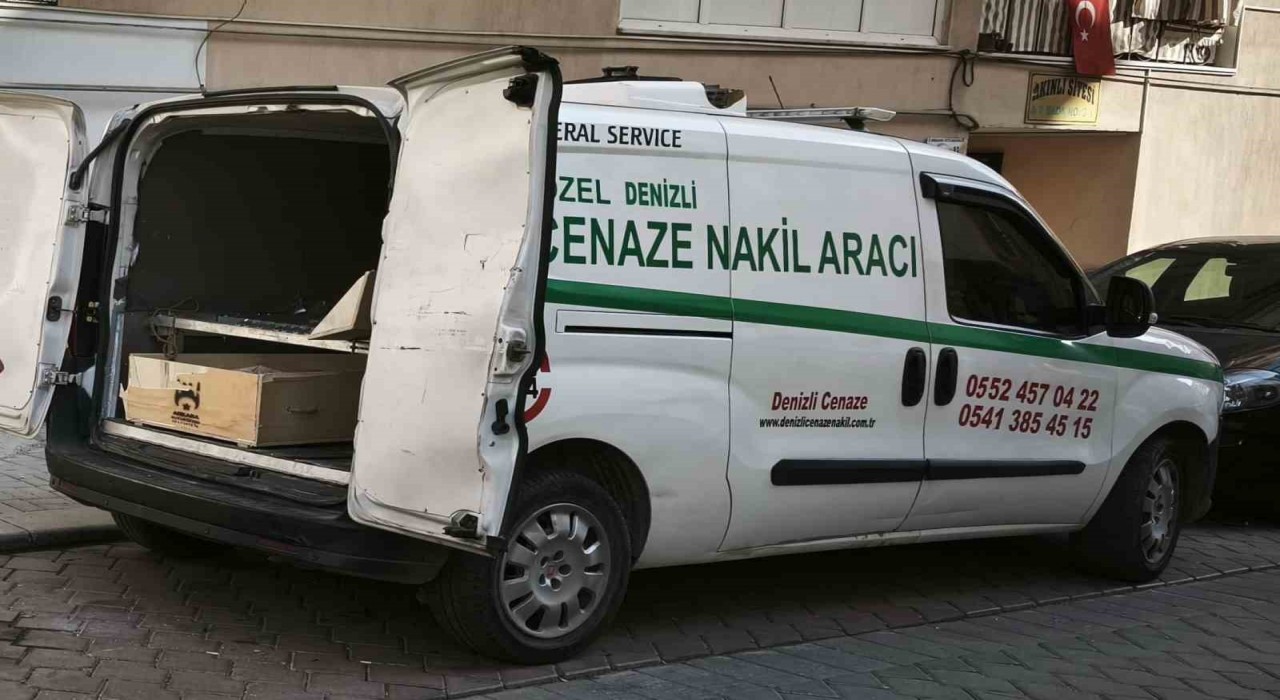 Yaşlı kadın evinde ölü bulundu