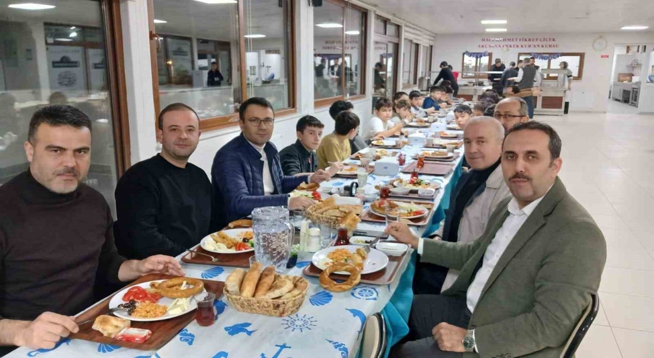 Yatağanda hafızlarla iyilik sahuru buluşması gerçekleştirildi
