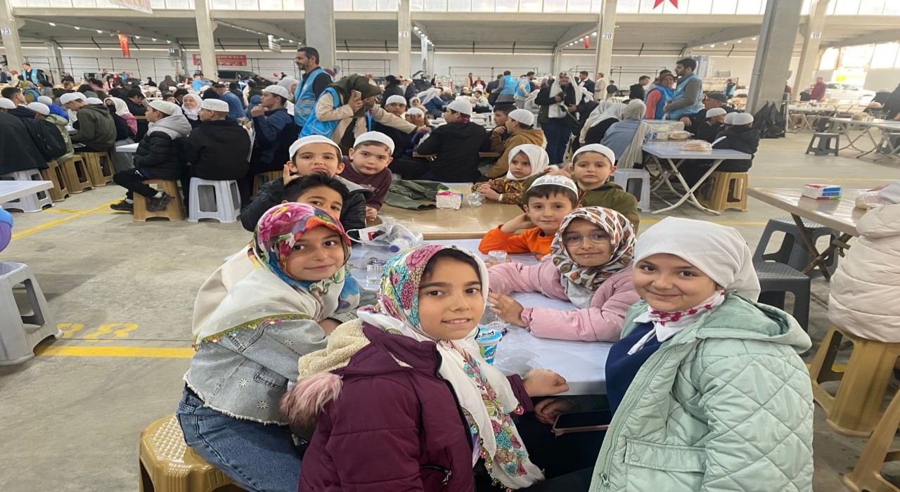 Yenice Müftülüğünden gençlik şöleni ve iftar programı