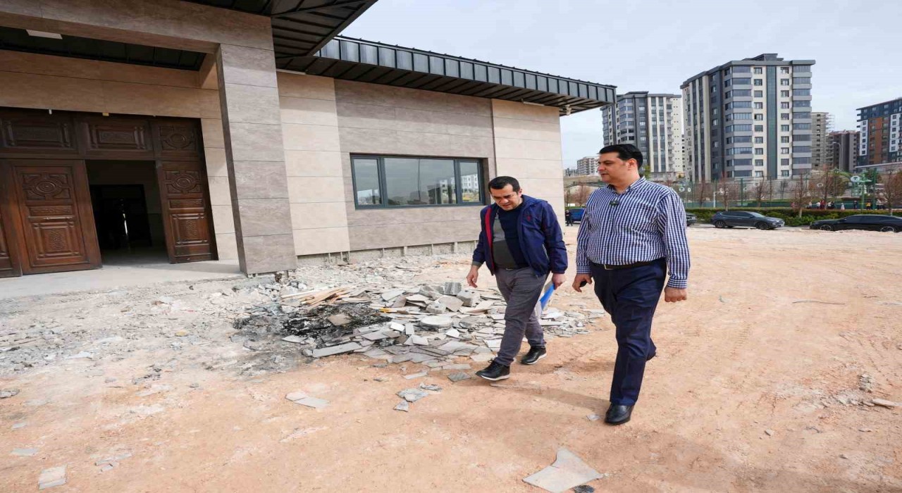 Yılmaz, projeleri yerinde inceledi