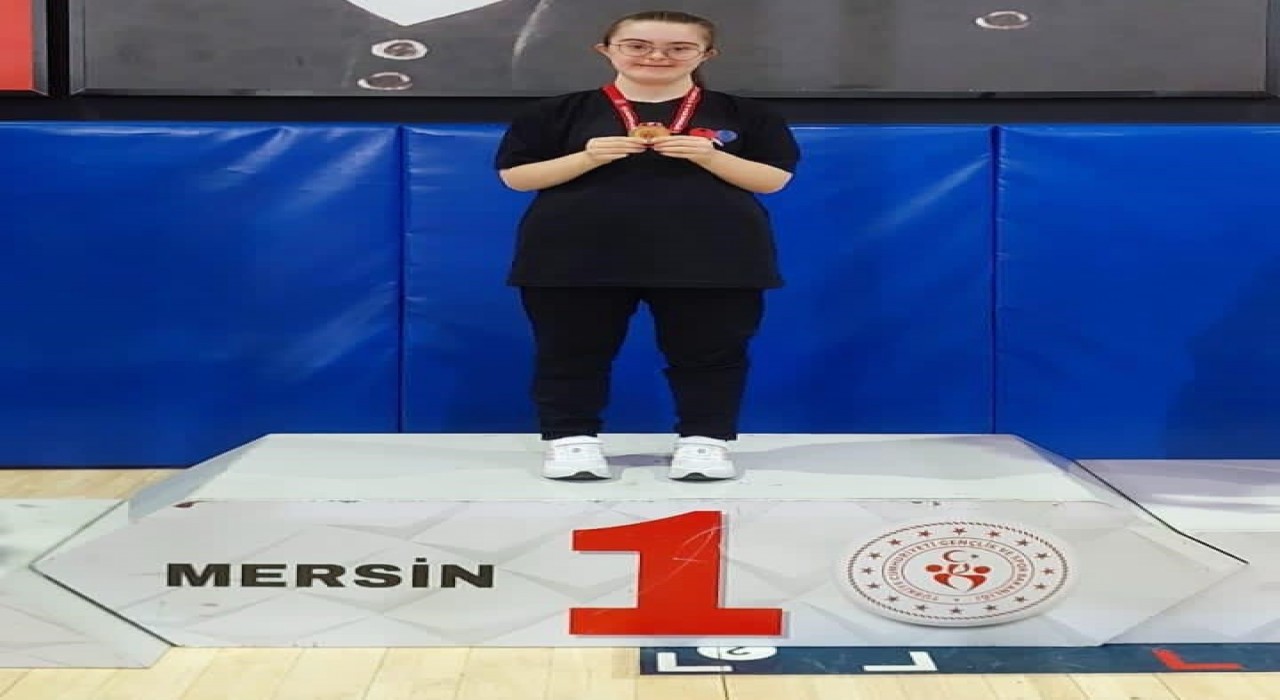 Zeynep Tuncaydan Türkiye şampiyonluğu